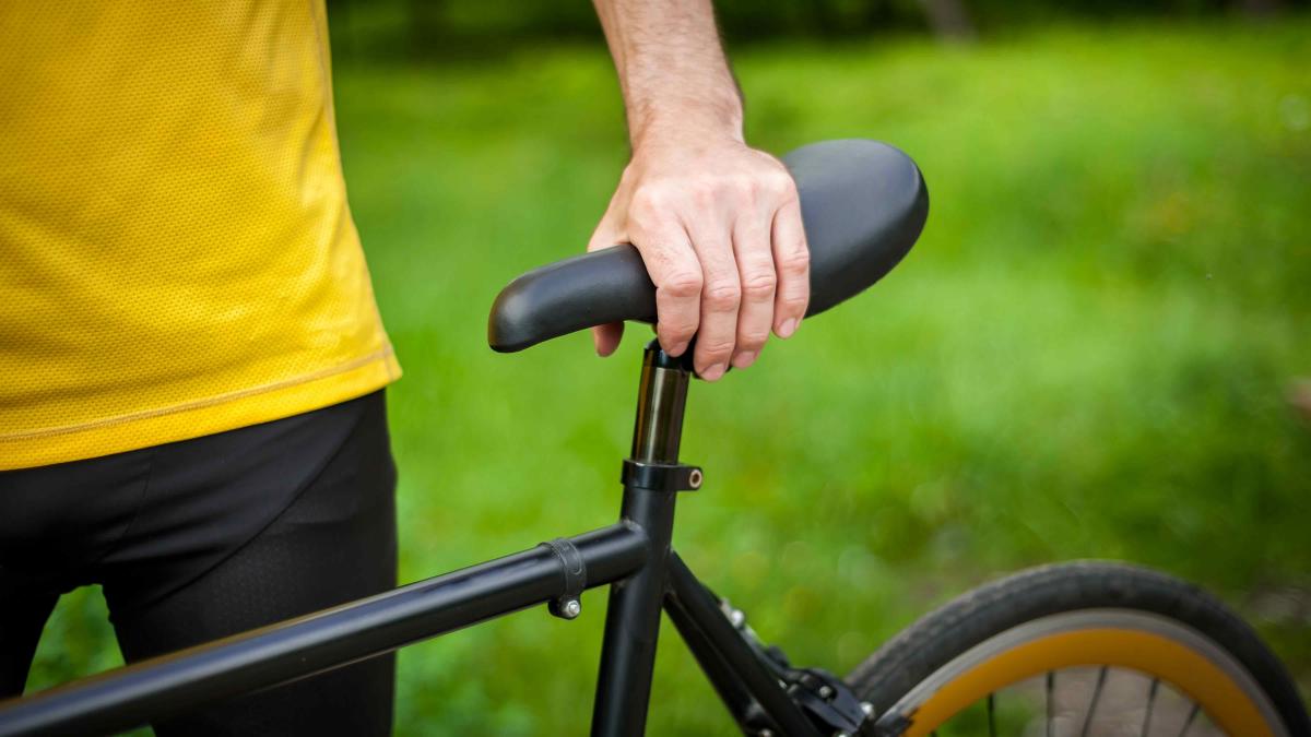 Gæsterne monarki Skur Sådan indstiller du din cykelsaddel | Samvirke
