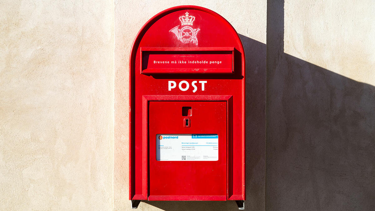 Mængden af brevpost er faldet med 85% siden 1999, men den ikoniske røde ...