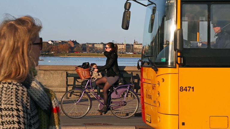 Hvor Hurtigt Må Man Køre På En Motortrafikvej