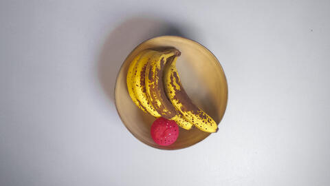 Bananer i skål med Wrappy 