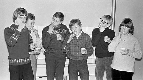 Børn børster tænder