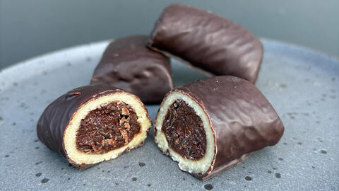 Træstammer på veganske flødeboller 