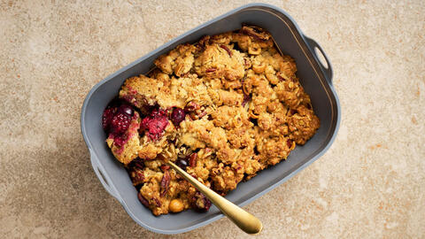 Brombær crumble