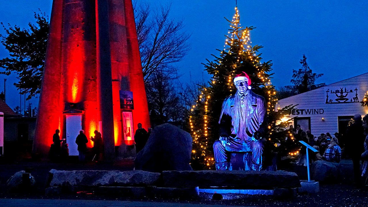 H C Andersen statue foran Støberiet i Bogense