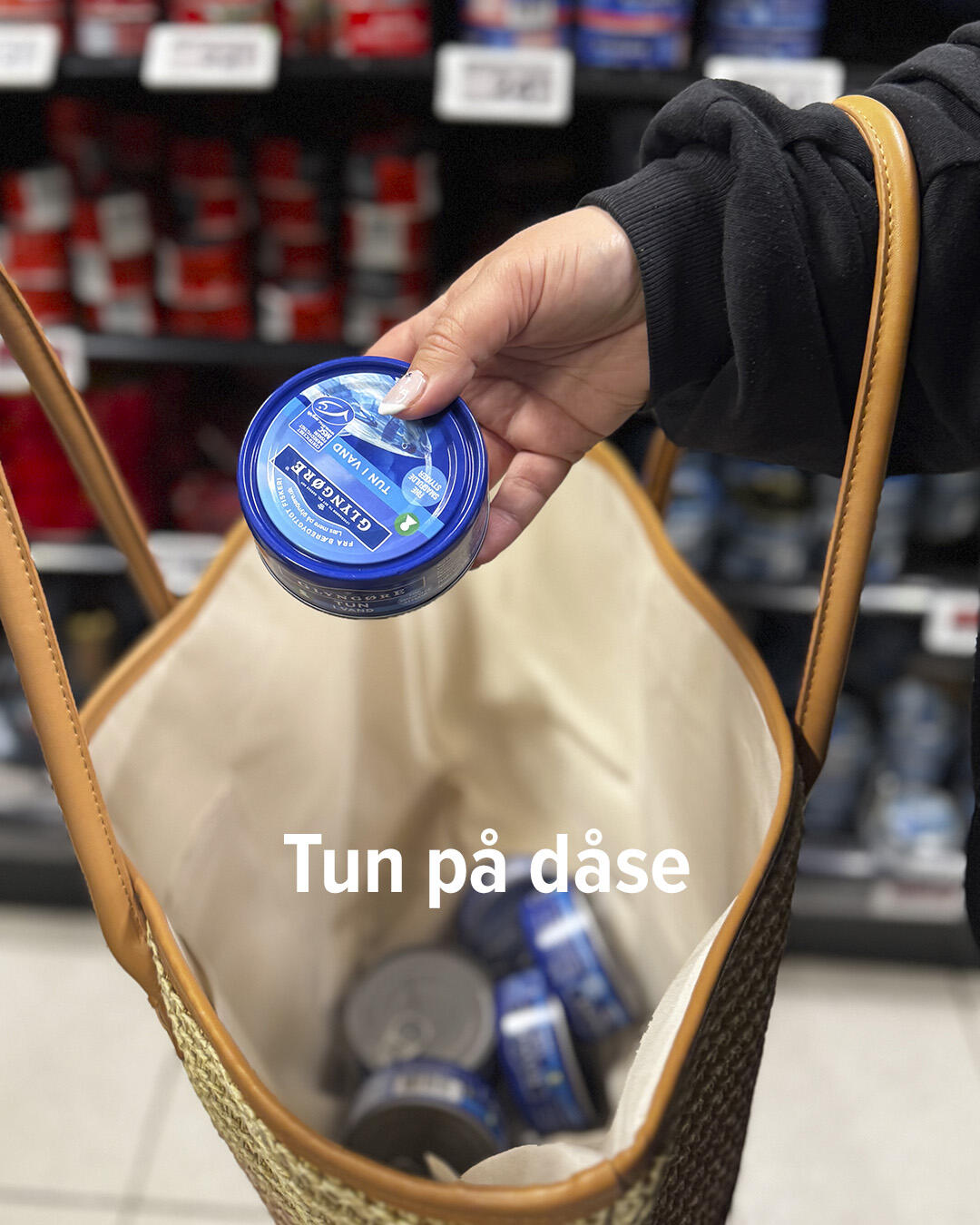 Dåsetun på vej ned i taske