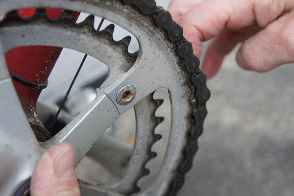 5 Ting Du Aldrig Ma Gore Nar Du Saetter Cyklen I Stand Samvirke