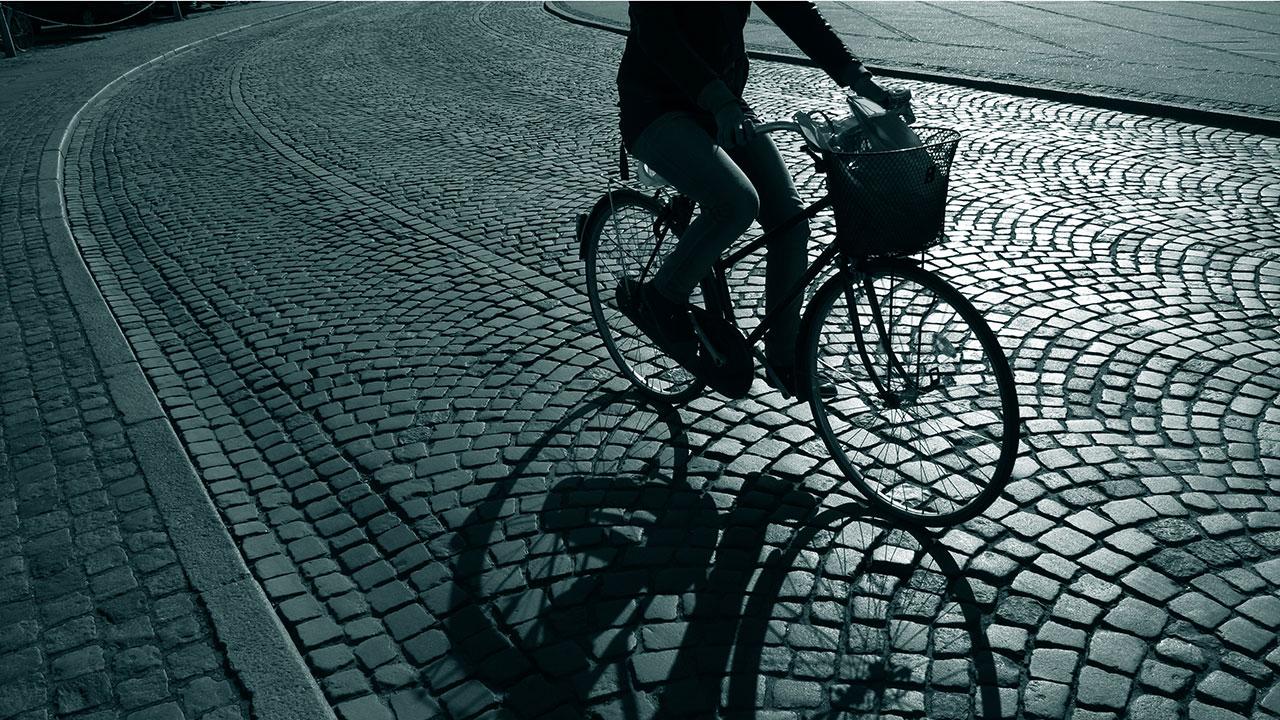 cykel i mørke