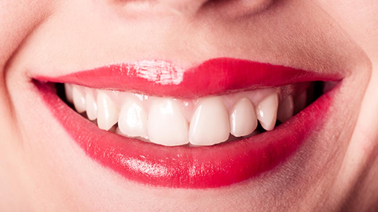 George Bernard Bopæl slå op Det skal du vide, før du bleger tænder | Samvirke